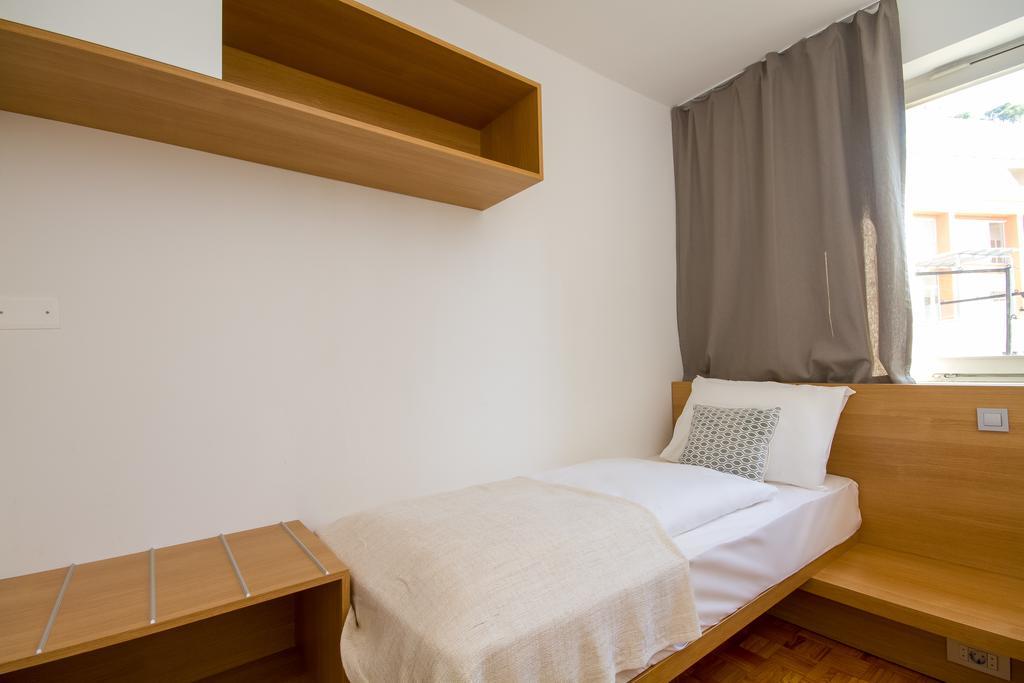 Forgotten Garden Apartments ポルトローシュ エクステリア 写真